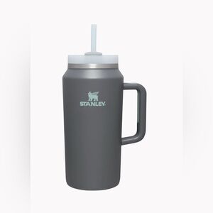 Stanley 64oz Flowstate Tumbler-Charcoal
